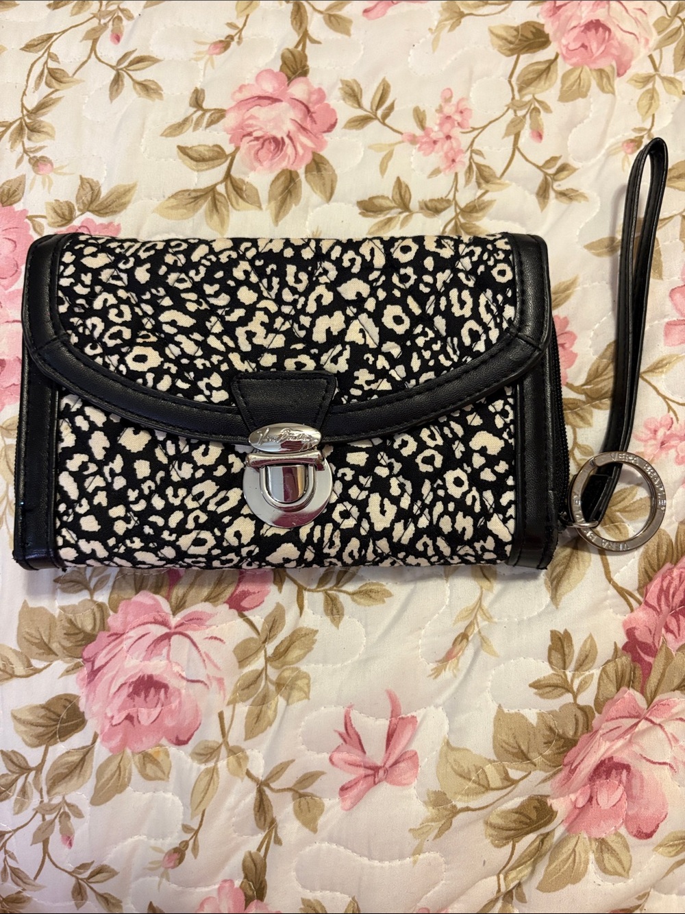 Vintage Vera Bradley Black and white Leopard Print Wristlet Clutch
